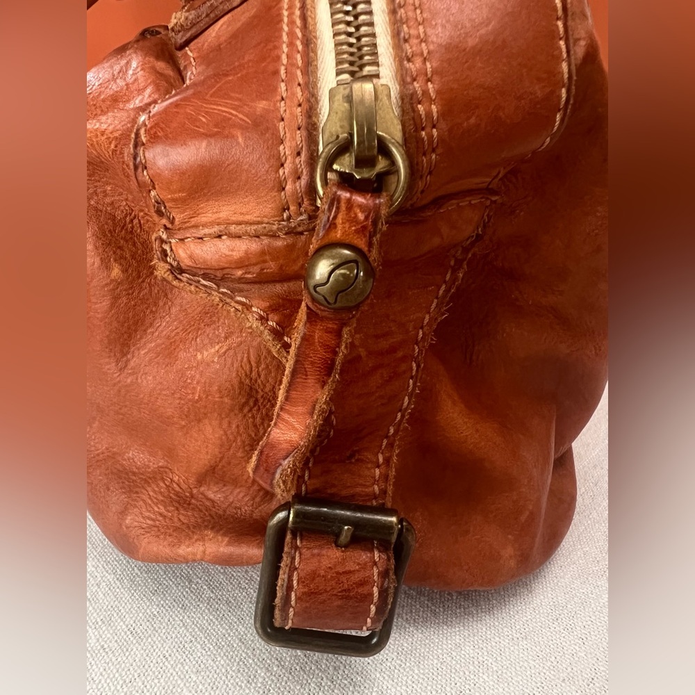 Campomaggi Leather Hand Bag - Picture 7 of 16